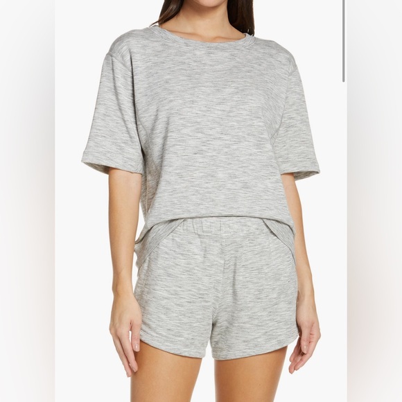 Zella Peaceful Sweatshirt - Picture 1 of 4